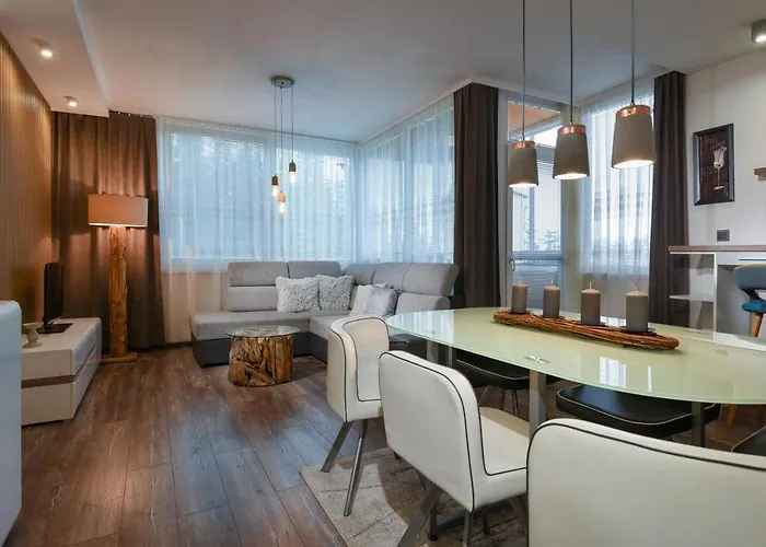 Tatrystay Smrek Апартаменты Штрбске-Плесо